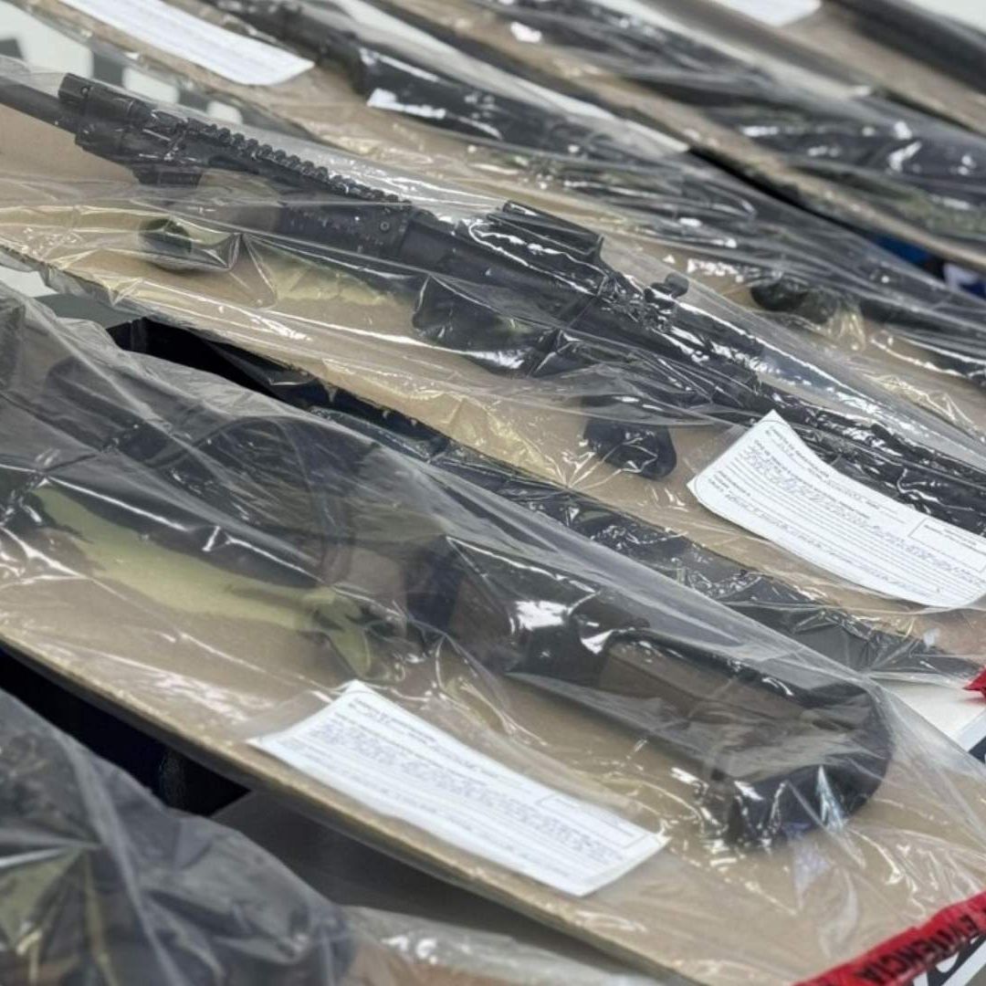 Detienen a Seis Personas con Arsenal y Vehículo Robado en Nuevo Casas Grandes, Chihuahua