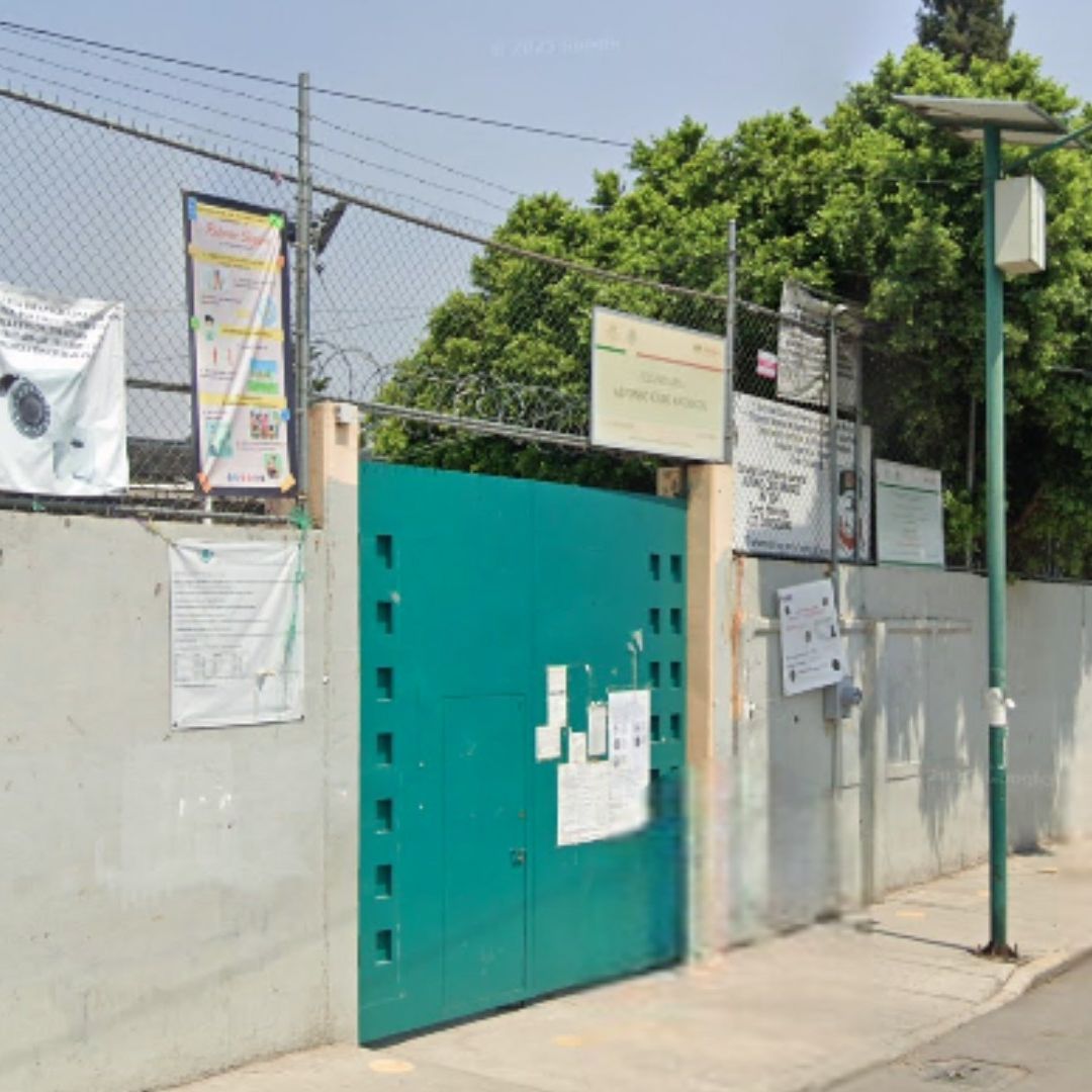 Caso Nicole: Compañeras la Golpean Sólo por Usar Tenis Piratas, en Secundaria de Tláhuac