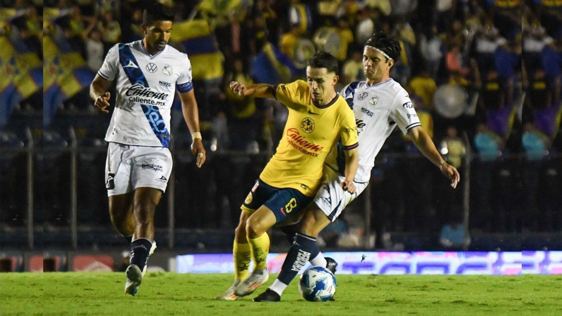 El club América se enfrenta al Puebla con la misión de regresar a la senda del triunfo.