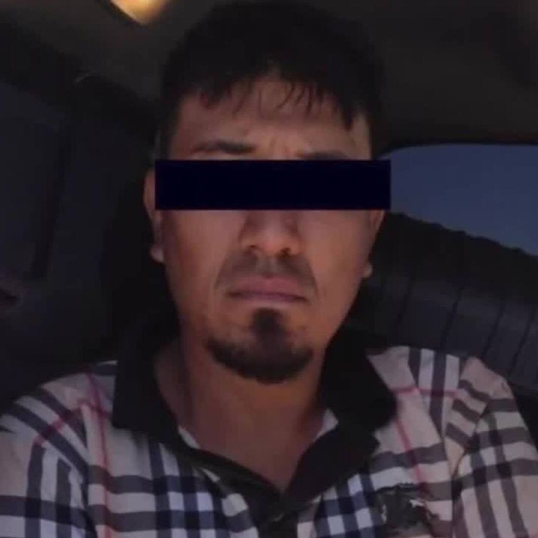 Aseguran Armamento, Autos Blindados, Armamento y a Hombre en Altar, Sonora