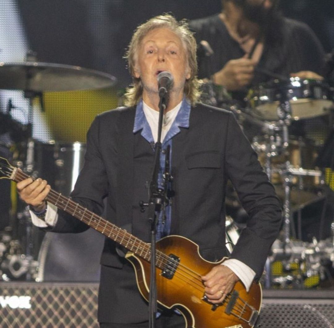 Paul McCartney Muestra cómo Se Pronuncia en Español ‘Beatles’