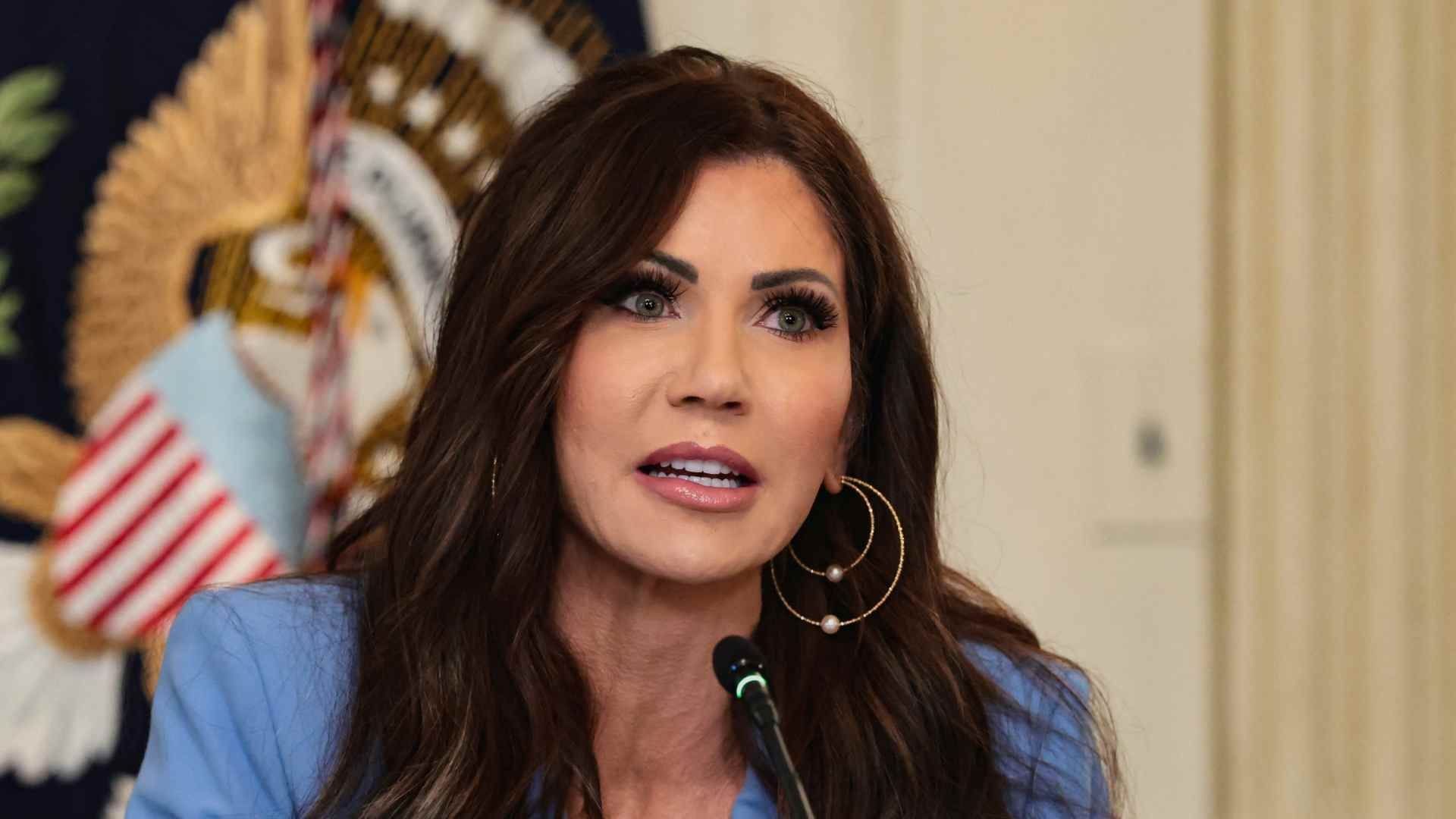 La secretaria de Seguridad Nacional de EUA, Kristi Noem
