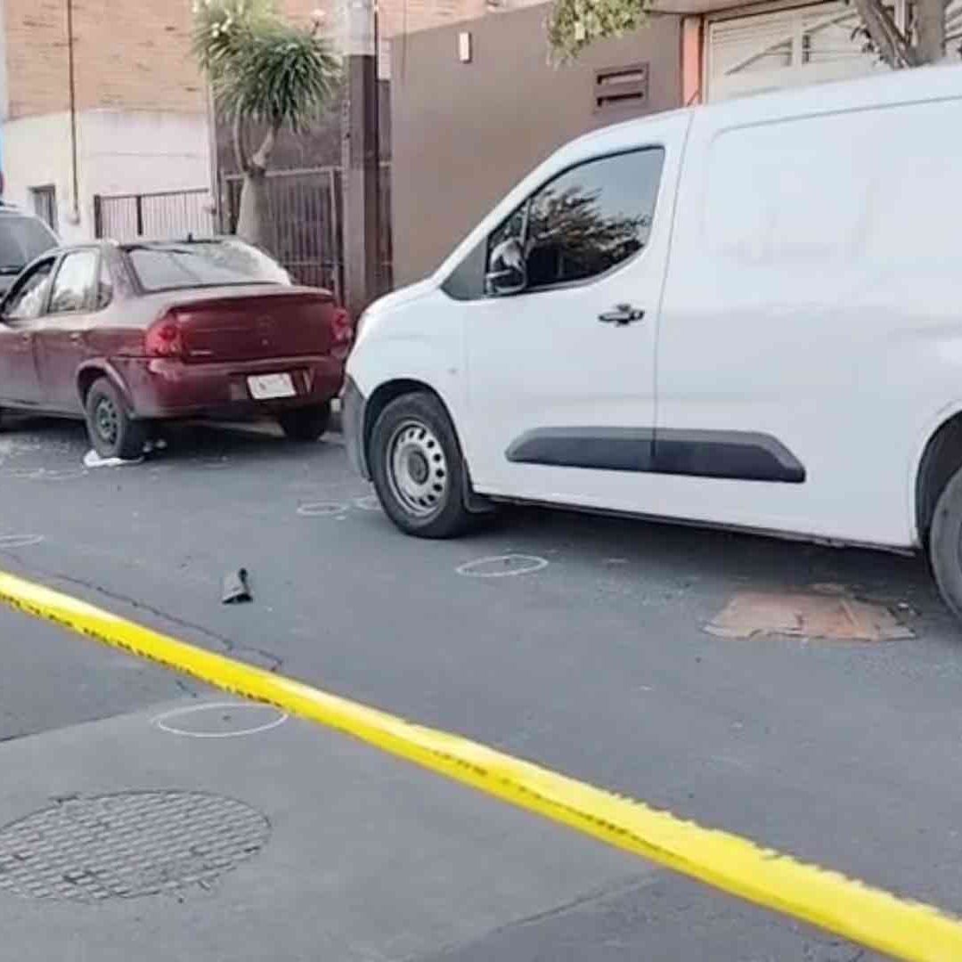Una balacera que dejó al menos 50 casquillos percutidos