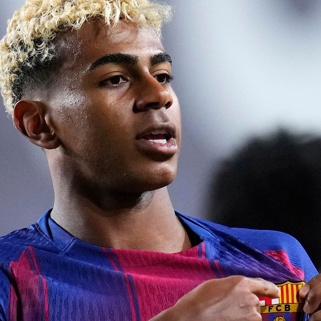 Lamine Yamal ha llegado al Barca de la mano de Nicki Nicole.