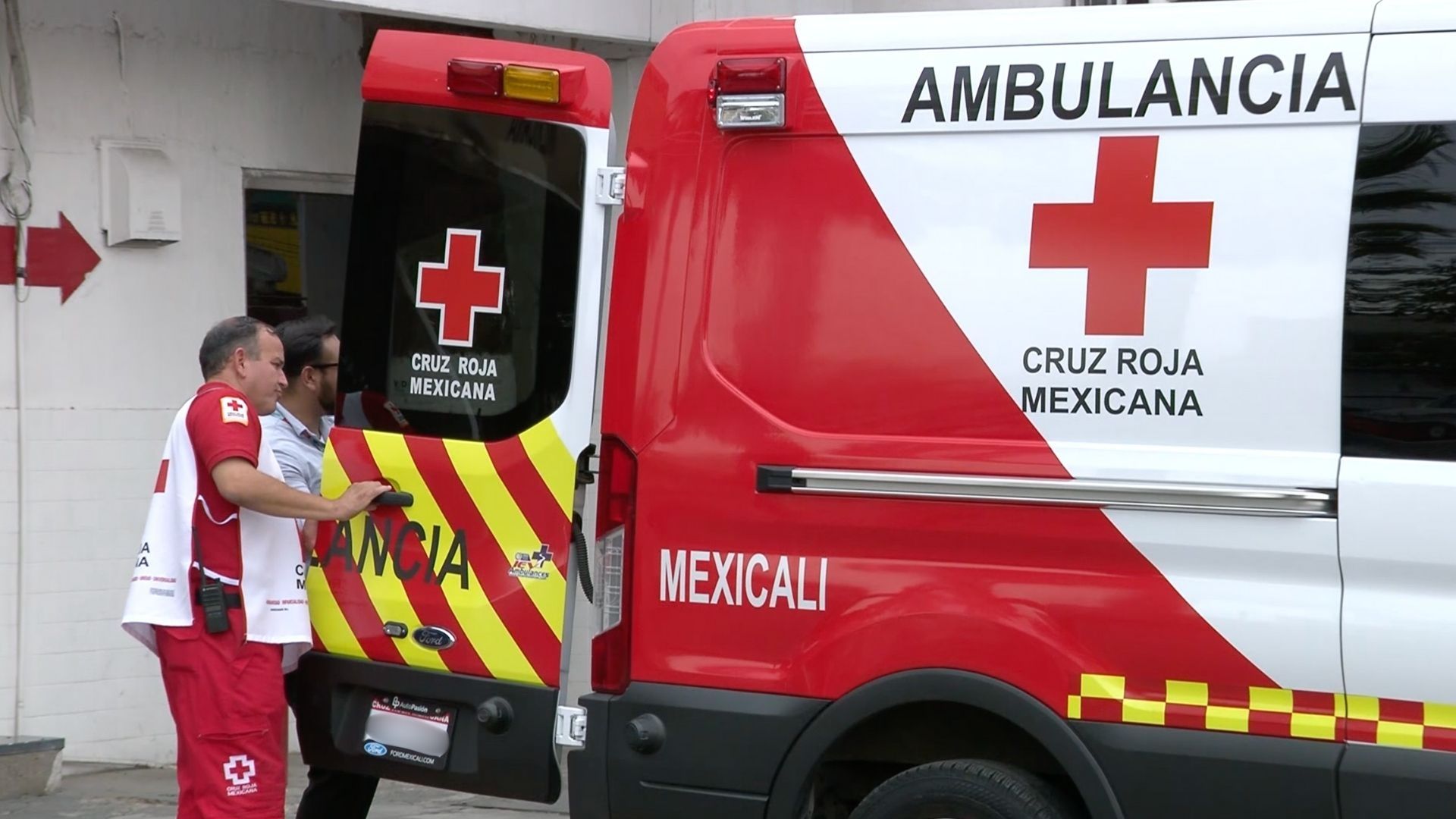 Ambulancia de la Cruz Roja en Mexicali