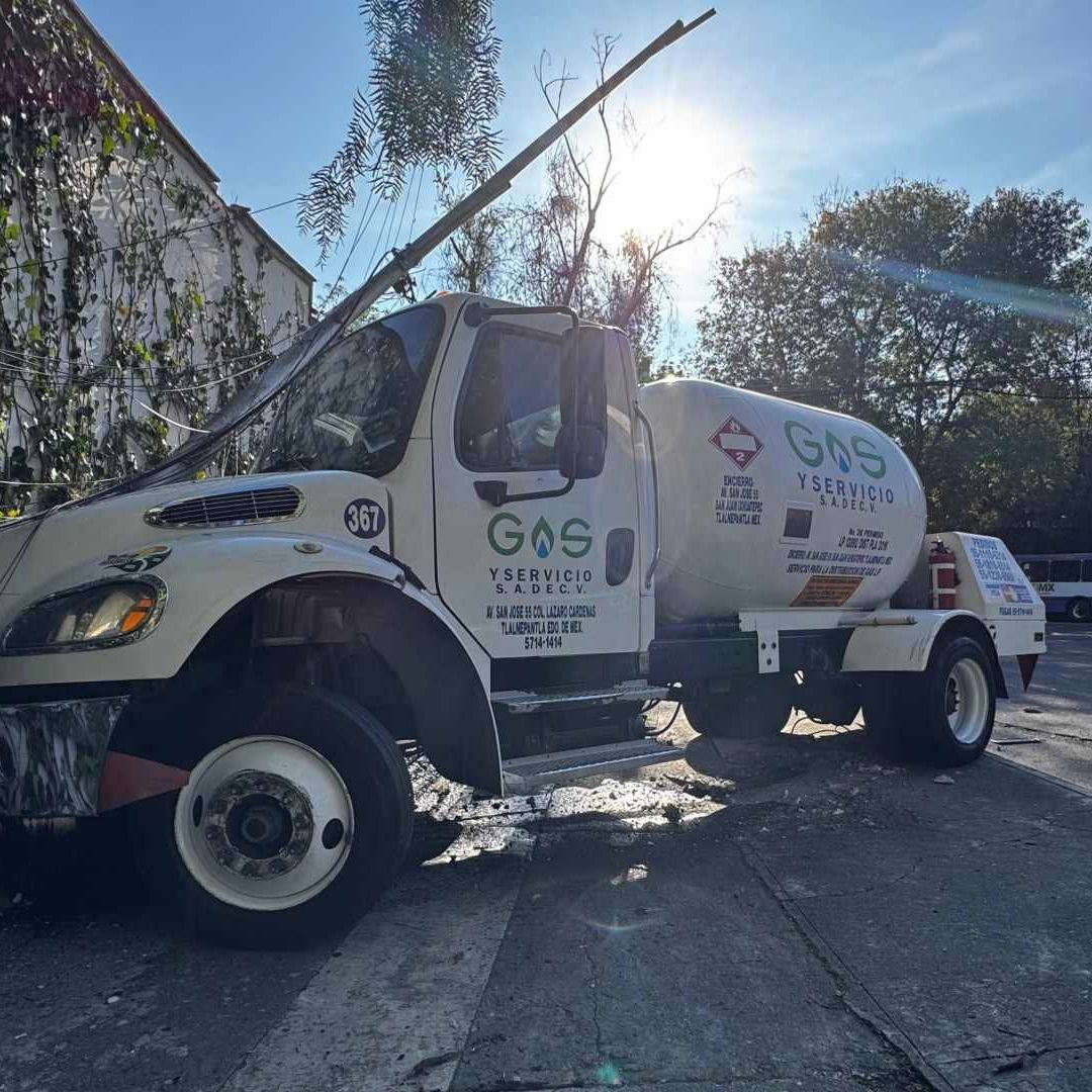 Pipa accidentada este 21 de octubre en Lomas de Chapultepec, CDMX. Foto: N+