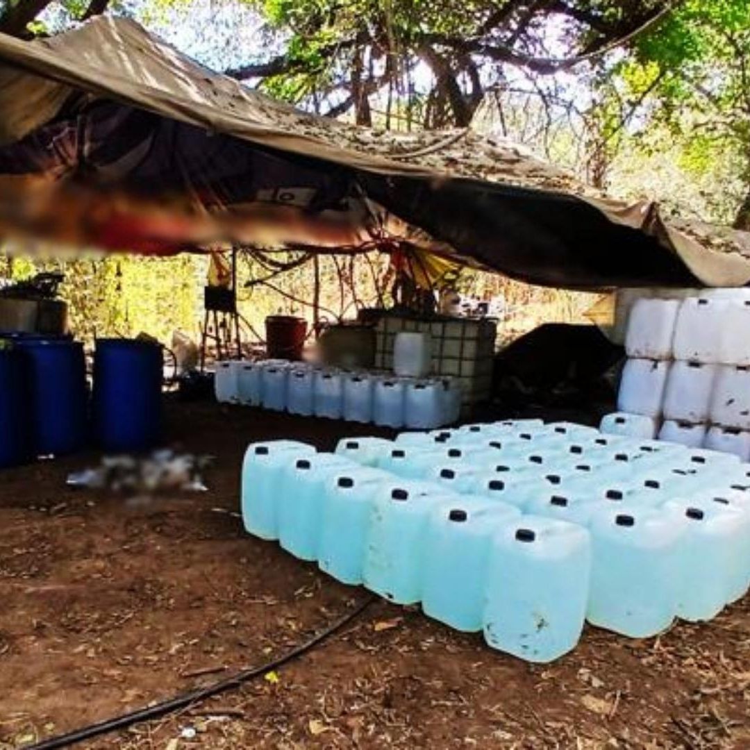 Desmantelamiento de narcolaboratorio en Cosalá, Sinaloa