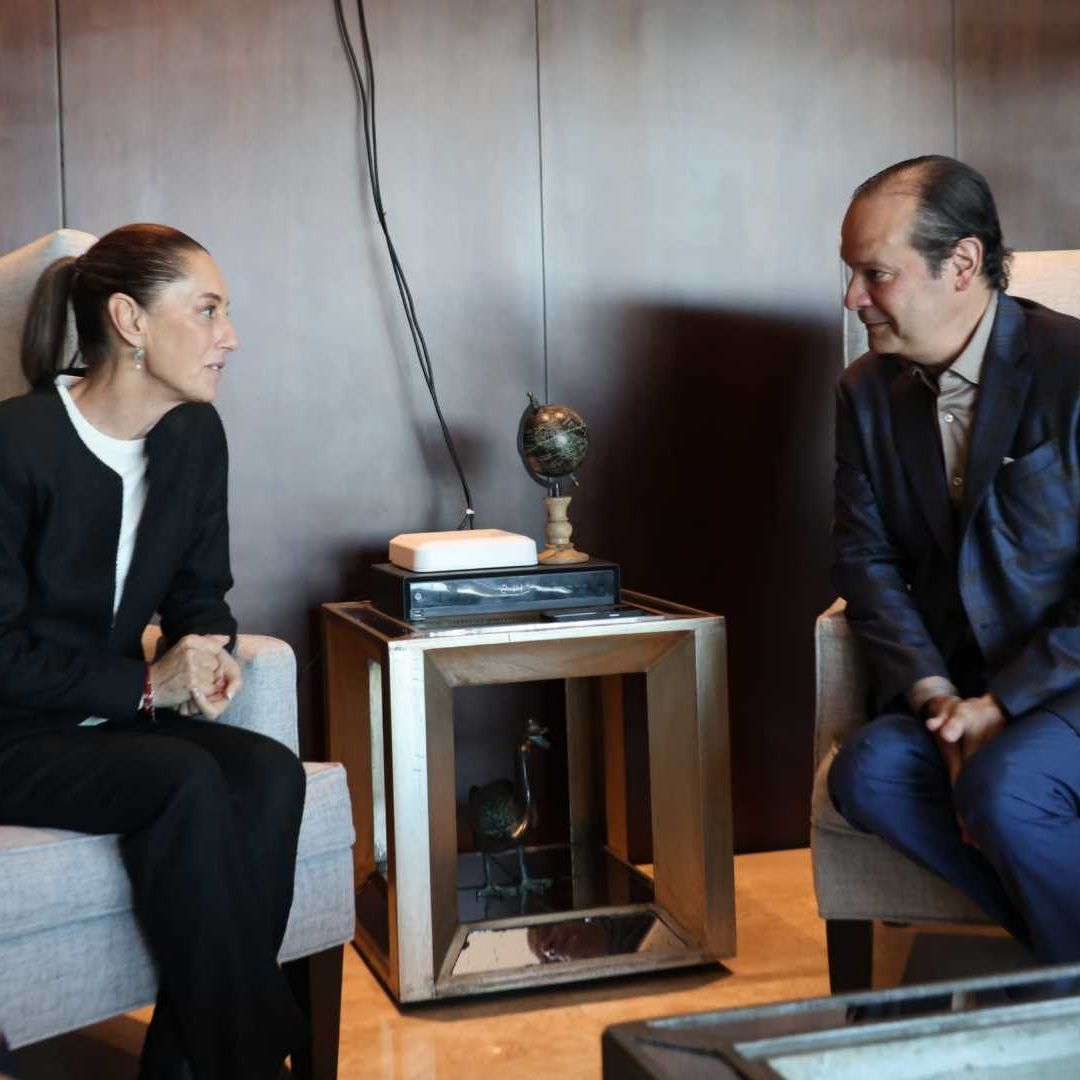 La reunión se realizó durante una escala rumbo a Brasil, para participar en el G20.