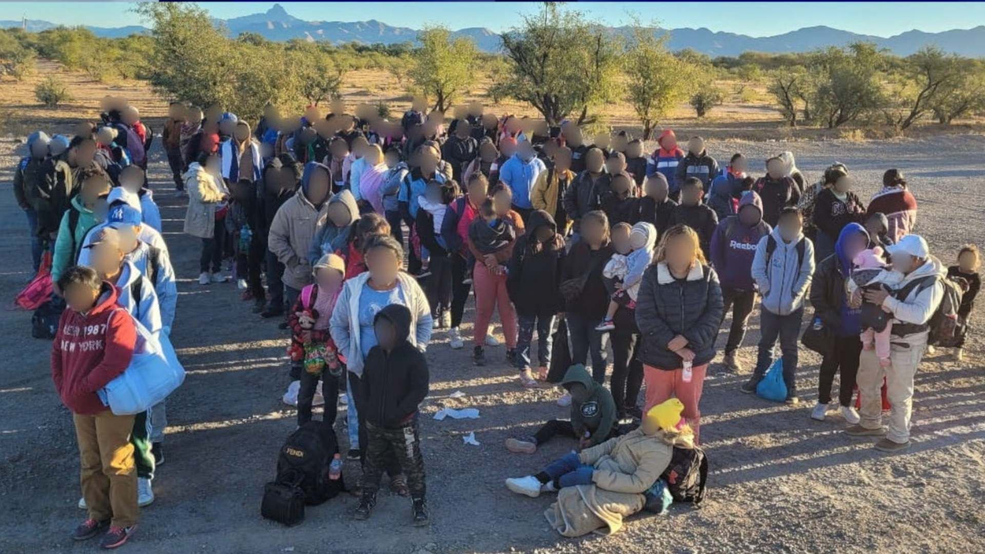 Detienen a 232 Migrantes, a Entre Ellos Menores de Edad en Arizona que Ingresaron por Sonora