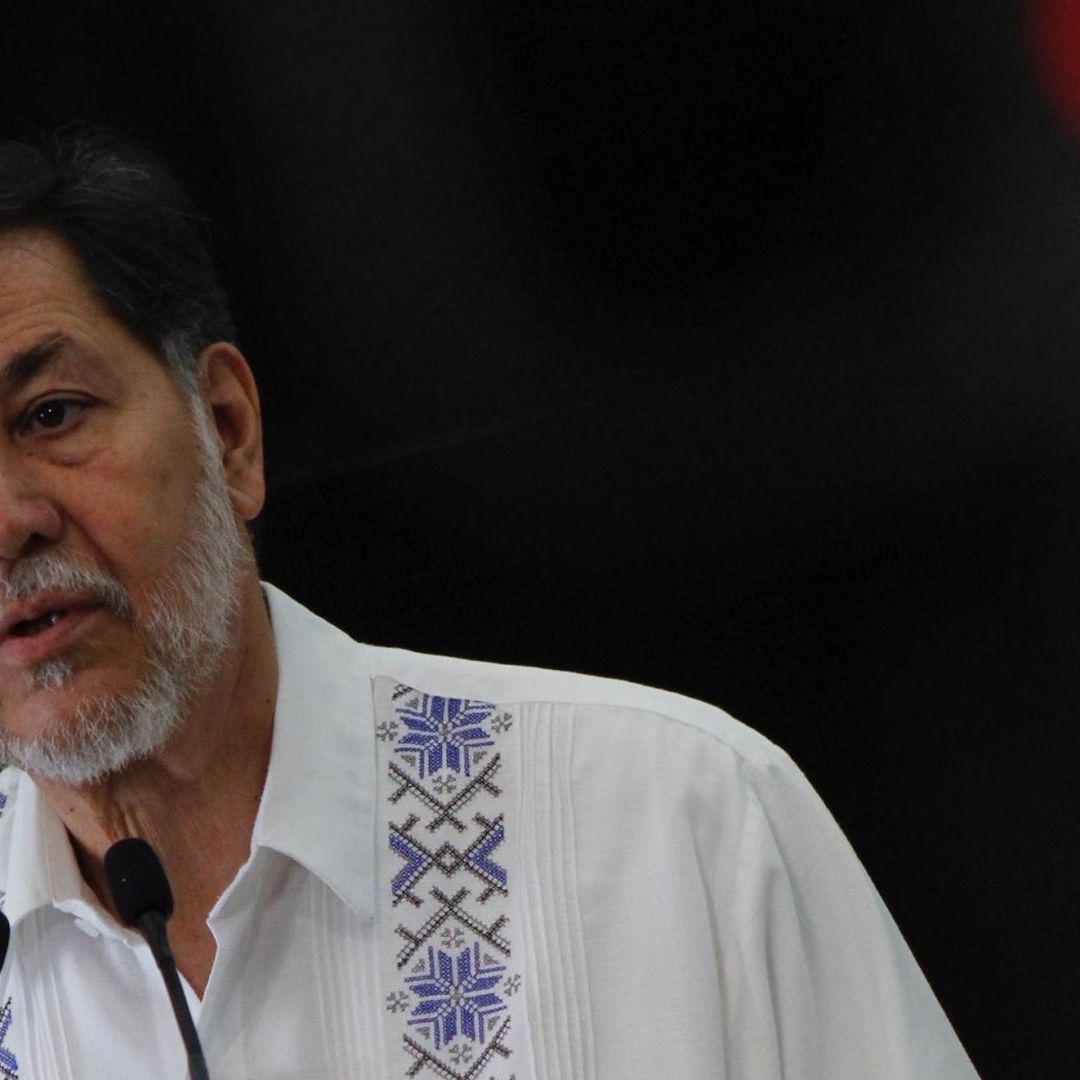 Gerardo Fernández Noroña Denuncia Robo en Vuelo de Hermosillo a CDMX