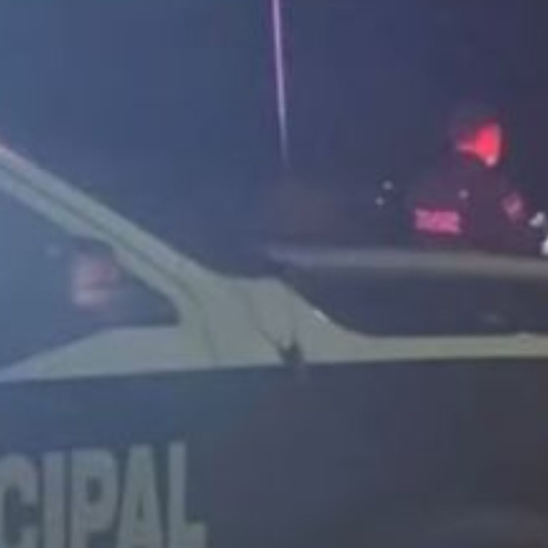 Policías Salvan a Bebé Que se Asfixiaba Con un Chicle en Ensenada