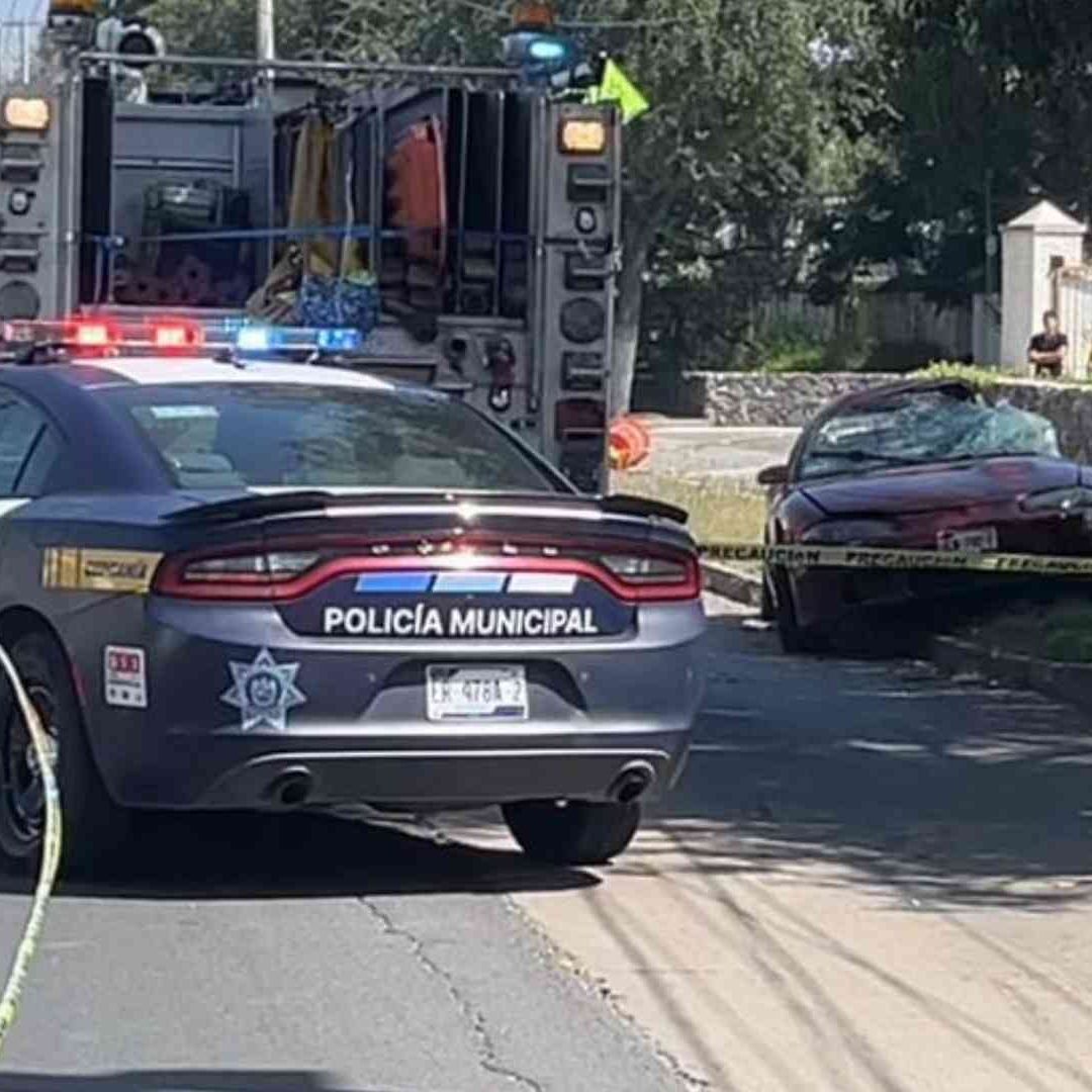 Pierde la Vida un Hombre al Chochar su Auto Deportivo en Querétaro