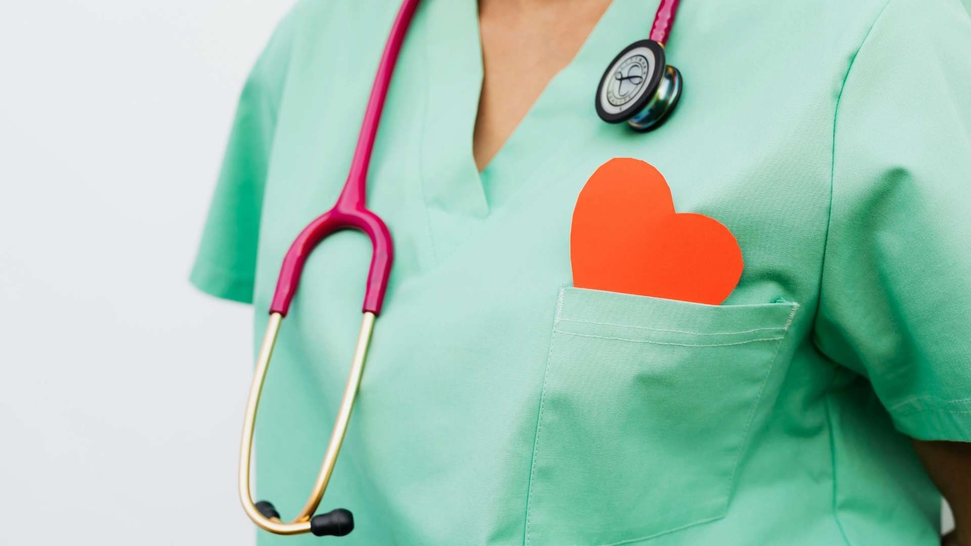 Feliz Día del Médico 2025: 23 Frases Cortas para Dedicar o Agradecer a tu Doctor Favorito