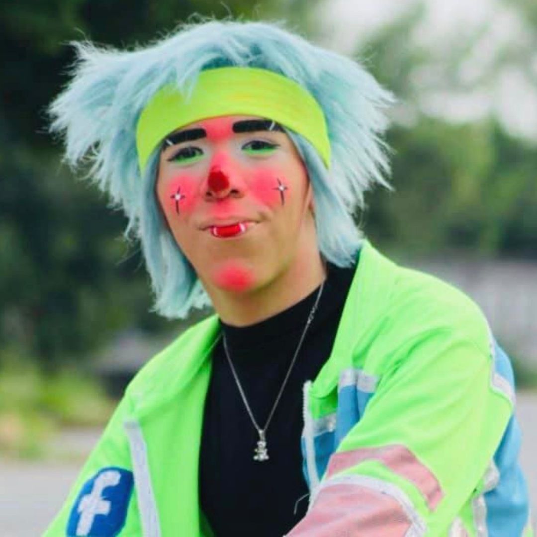 El payaso Larrix Flow murió de manera inesperada, dejando a sus familiares y amigos impactados por la noticia
