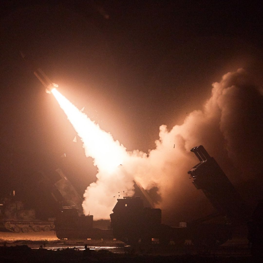 Ucrania dispara misiles de EUA en la guerra contra Rusia