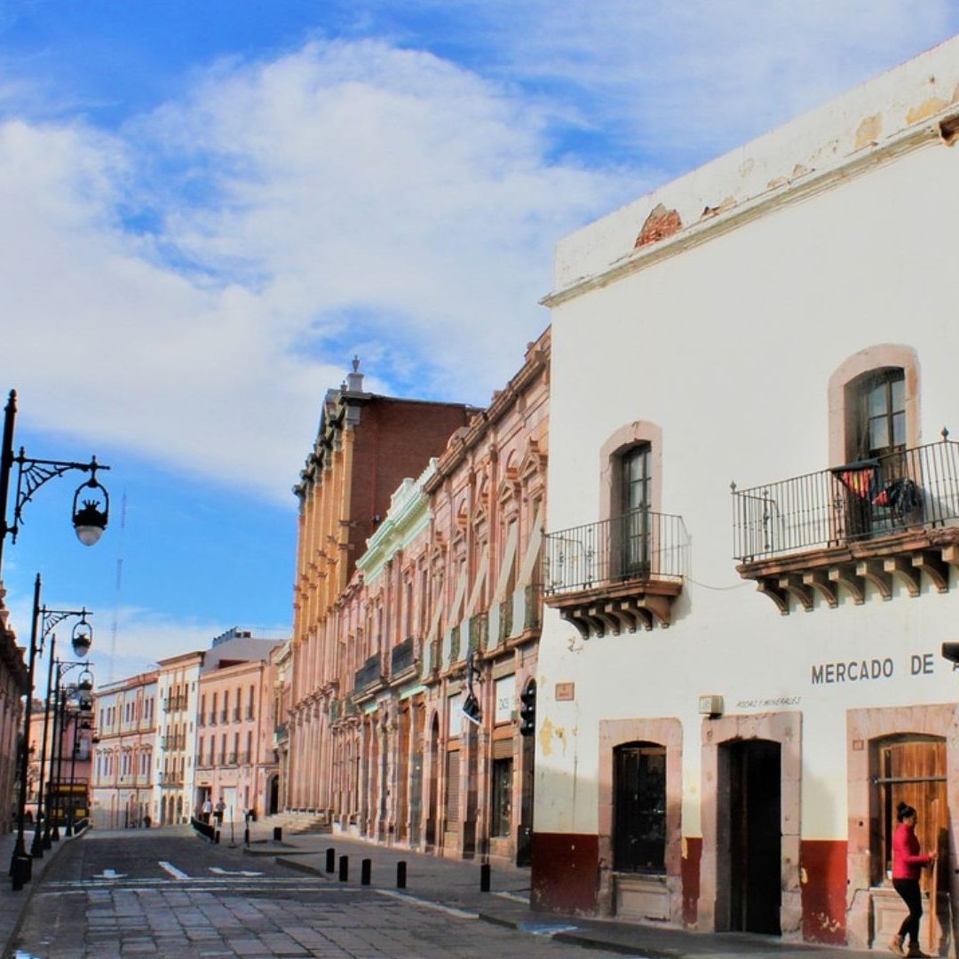 Calles cerradas por el desfile de la Revolución Mexicana en Zacatecas.