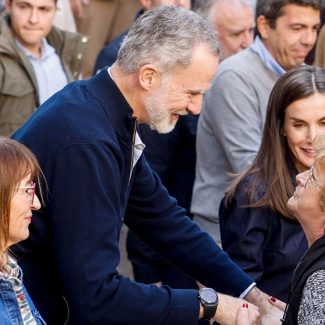 Reyes de España Vuelven a Zona Devastada en Valencia y Así los Recibieron