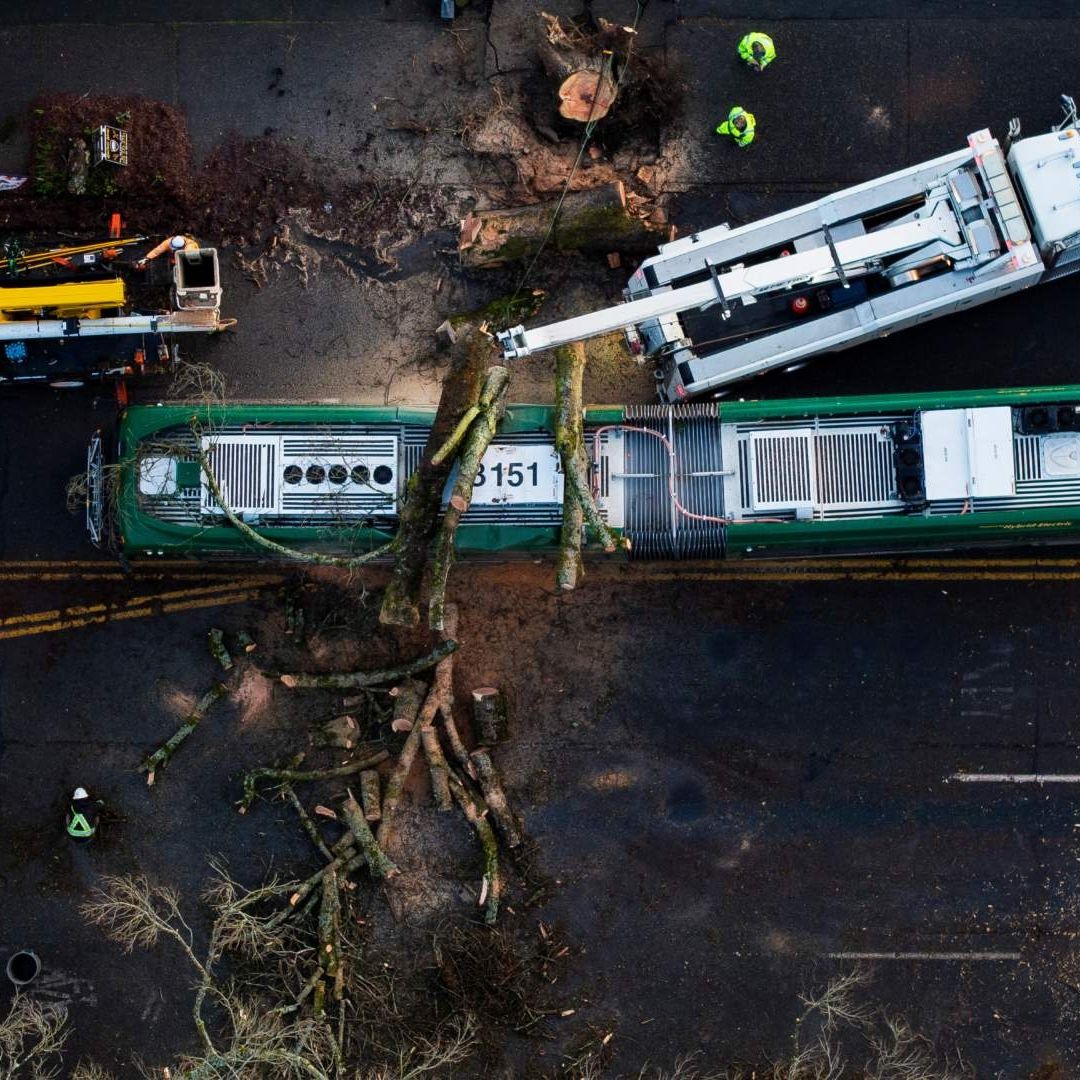 ¿Qué Es un Ciclón Bomba? Fenómeno de Bombogénesis ‘Apaga’ California y Mata a Una Persona