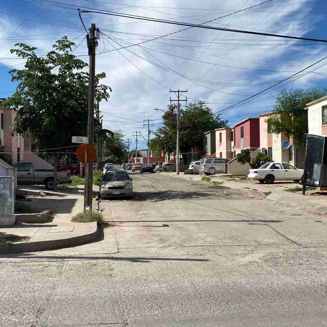 Joven Lesionada por Proyectil de Arma Cuando Esperaba el Transporte de una Empresa en Hermosillo