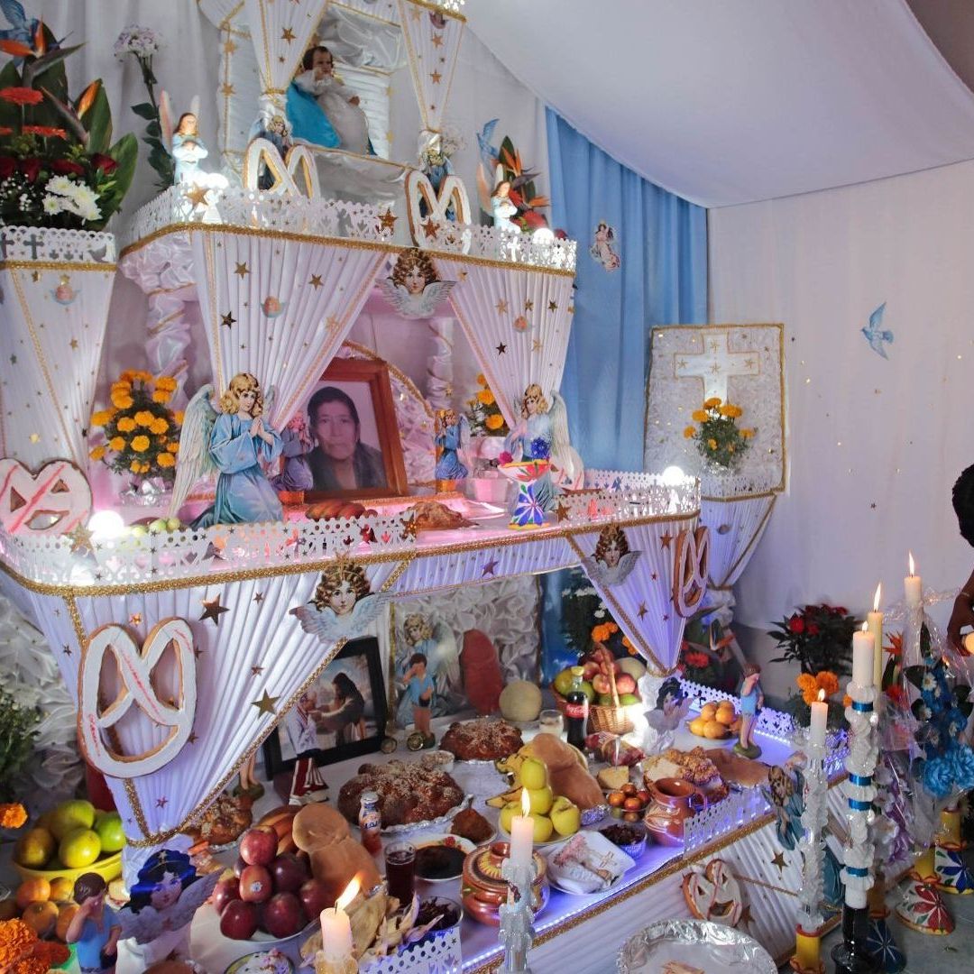 Ofrenda de 3 niveles Día de Muertos