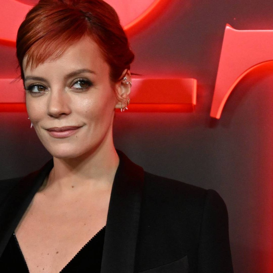 Lily Allen Reveló su Tormentosa Relación con David Harbour en su Nuevo Álbum West End Girl