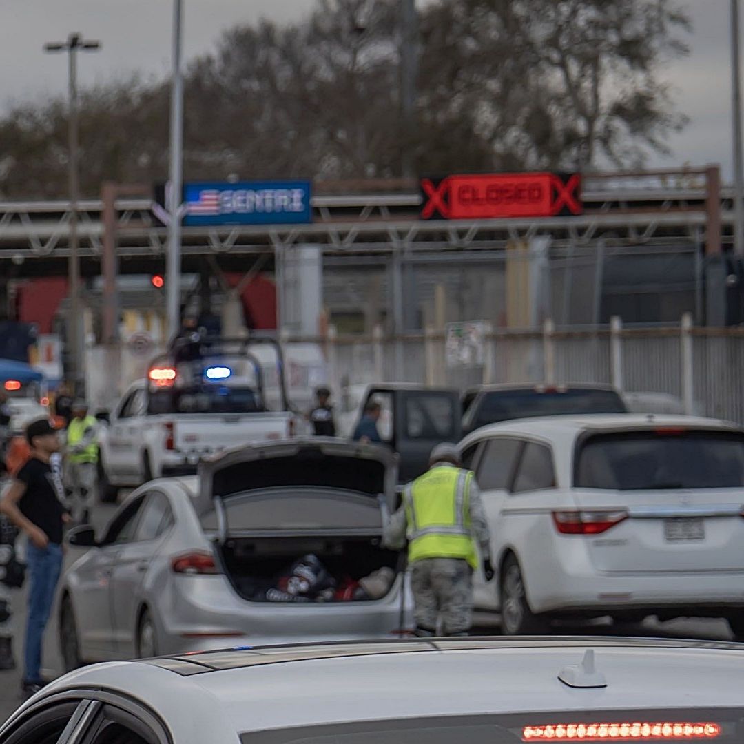 Filas en la garita de Otay en febrero 2025, con revisiones del lado mexicano antes de cruzar a EUA