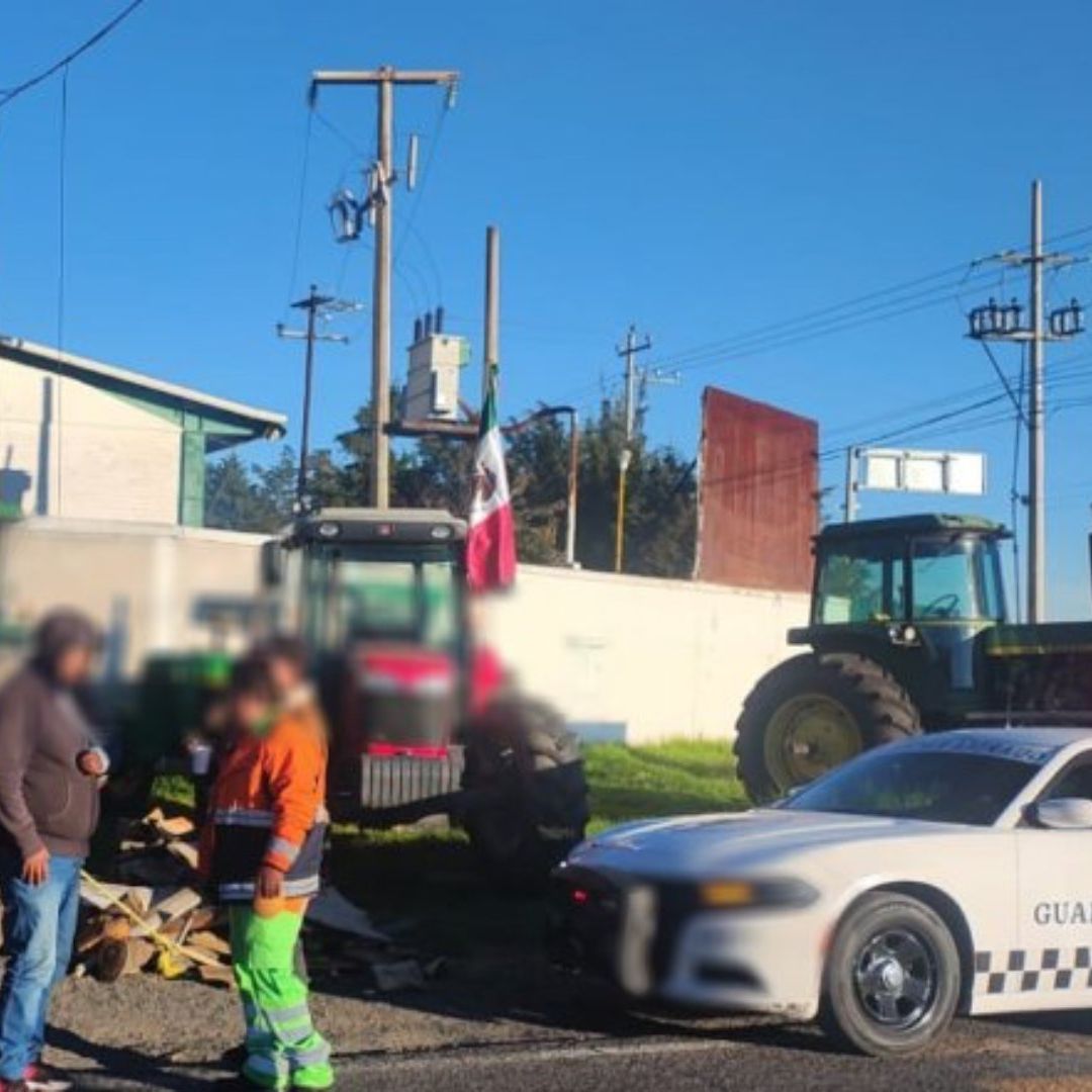 Continúa Bloqueo en Carretera Federal México Veracruz en Tlaxcala por Manifestación de Agricultores