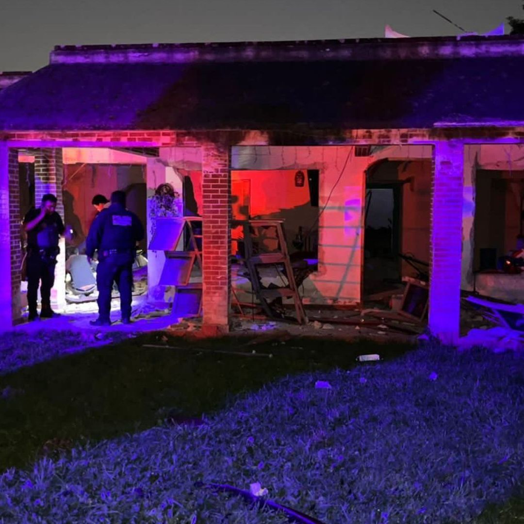 Madre e Hijo Sufren Accidente por Explosión de Pirotecnia en Xiutetelco Puebla