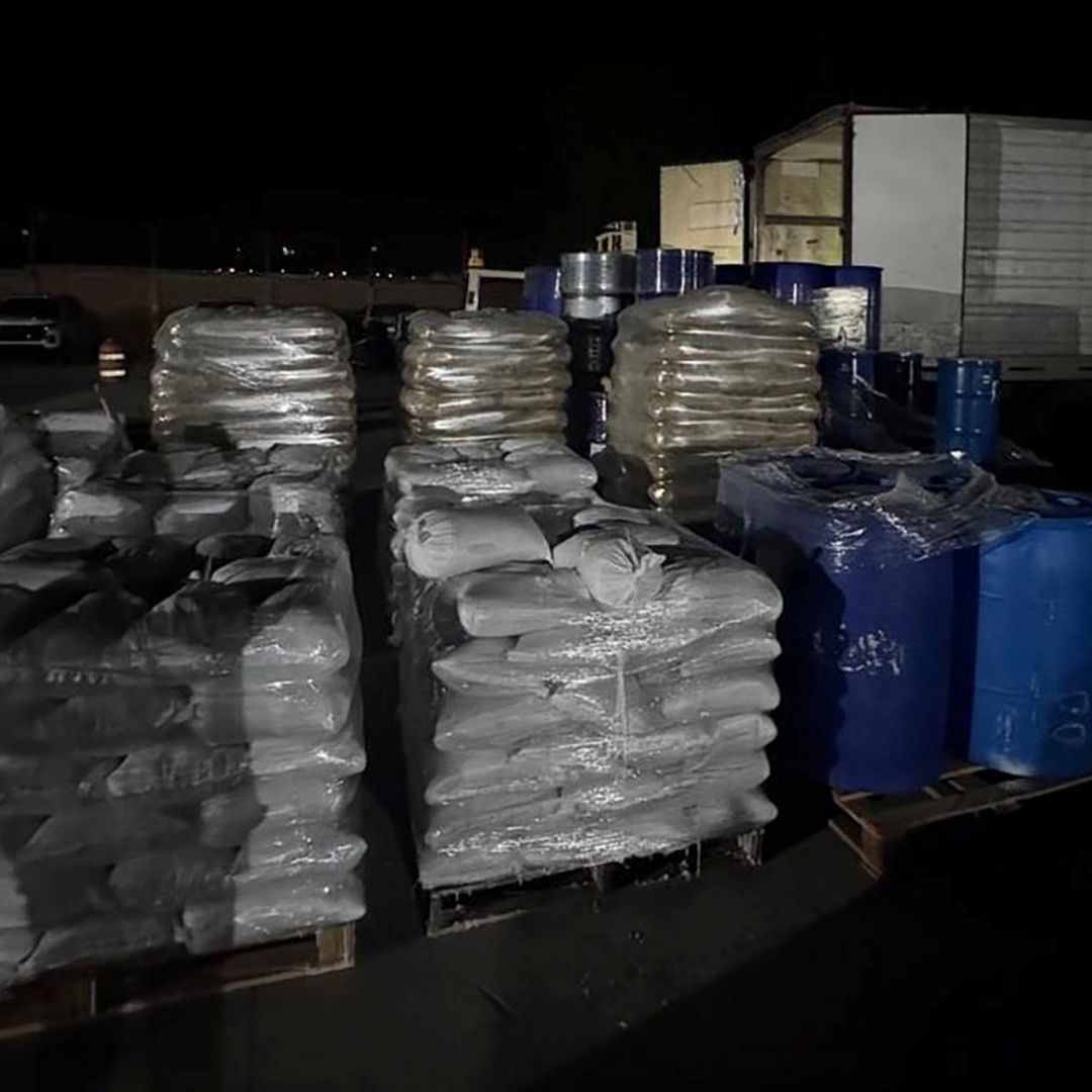 Ssustancis químicas decomisadas en carretera de Durango