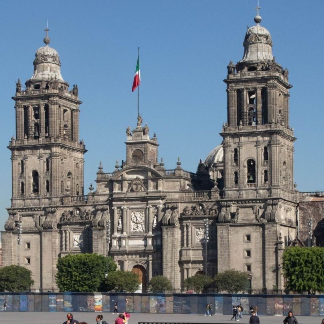 Catedral Metropolitana de CDMX Abre Recorrido Especial por Conmemoración de los Fieles Difuntos