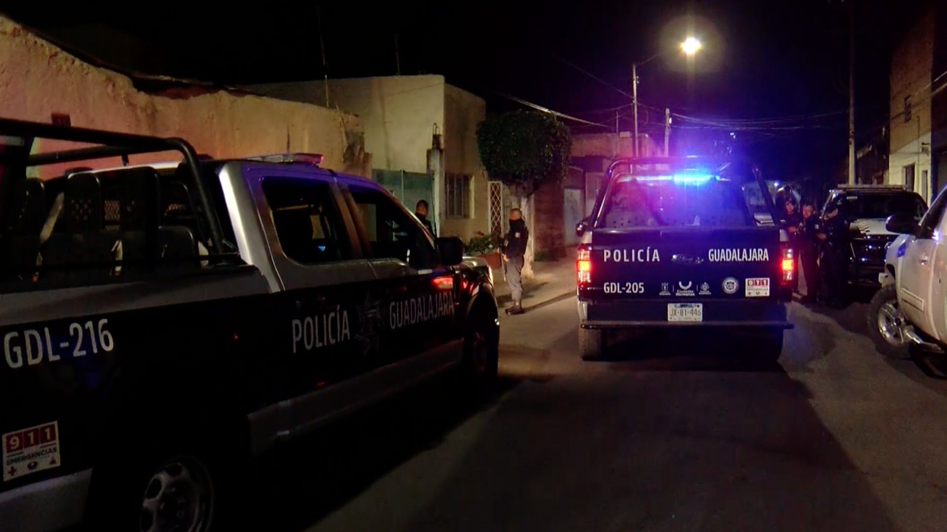 Joven termina severamente golpeado por buscar a su ex.