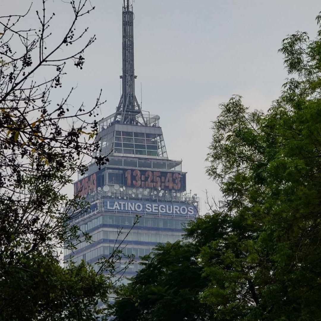 Hay cambio de horario en CDMX hoy 2 de noviembre 2025 qué celular deben cambiar la hora