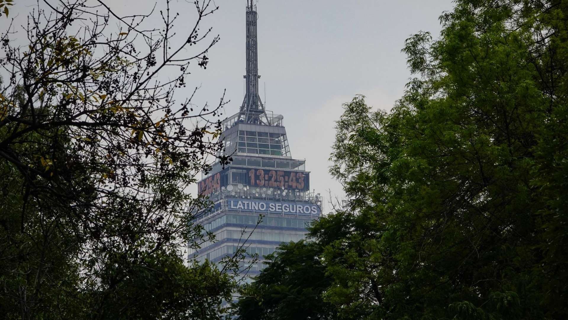 Hay cambio de horario en CDMX hoy 2 de noviembre 2025 qué celular deben cambiar la hora