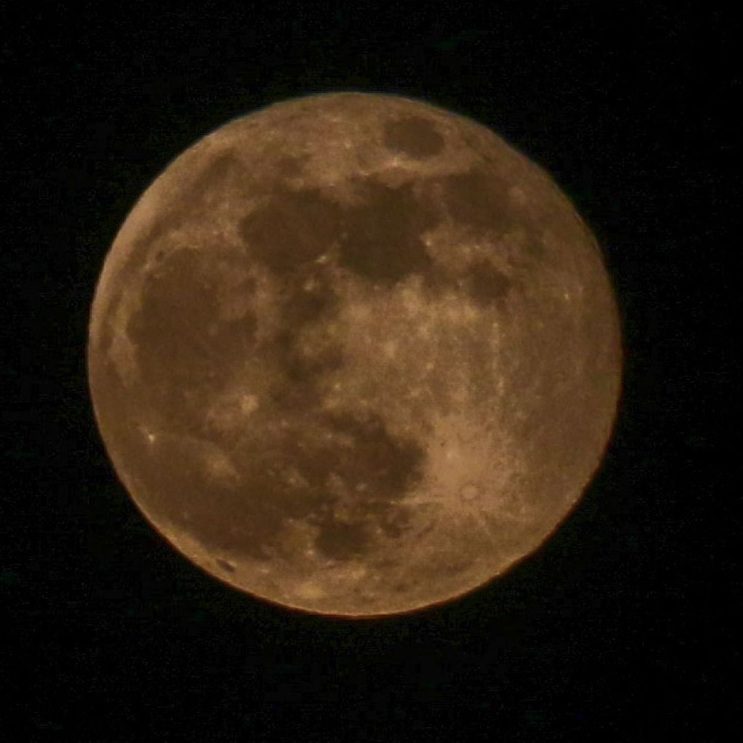 Luna llena vista desde la Ciudad de México