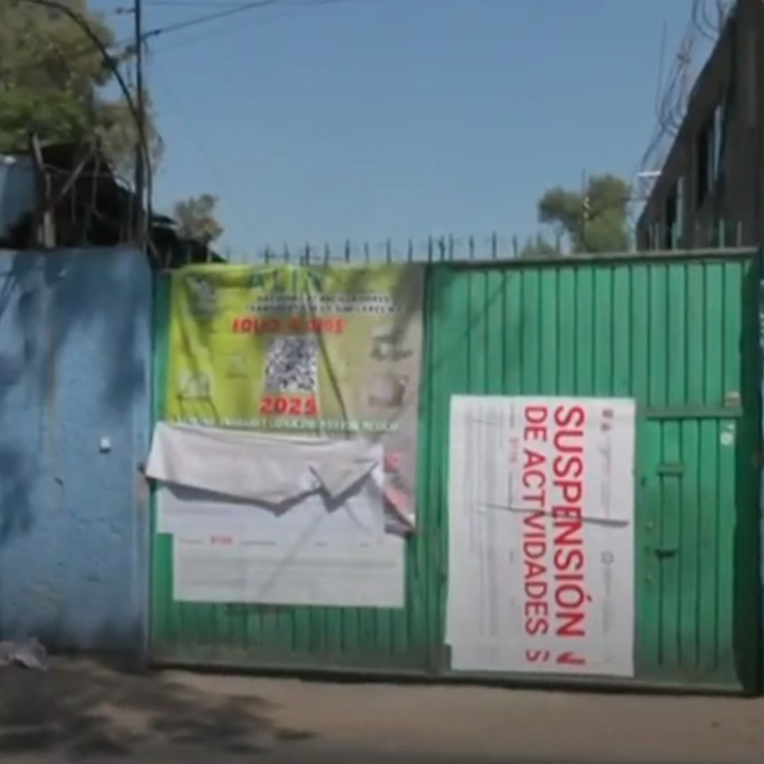Opera Ilegalmente Una Fábrica de Residuos Sólidos, en Iztapalapa