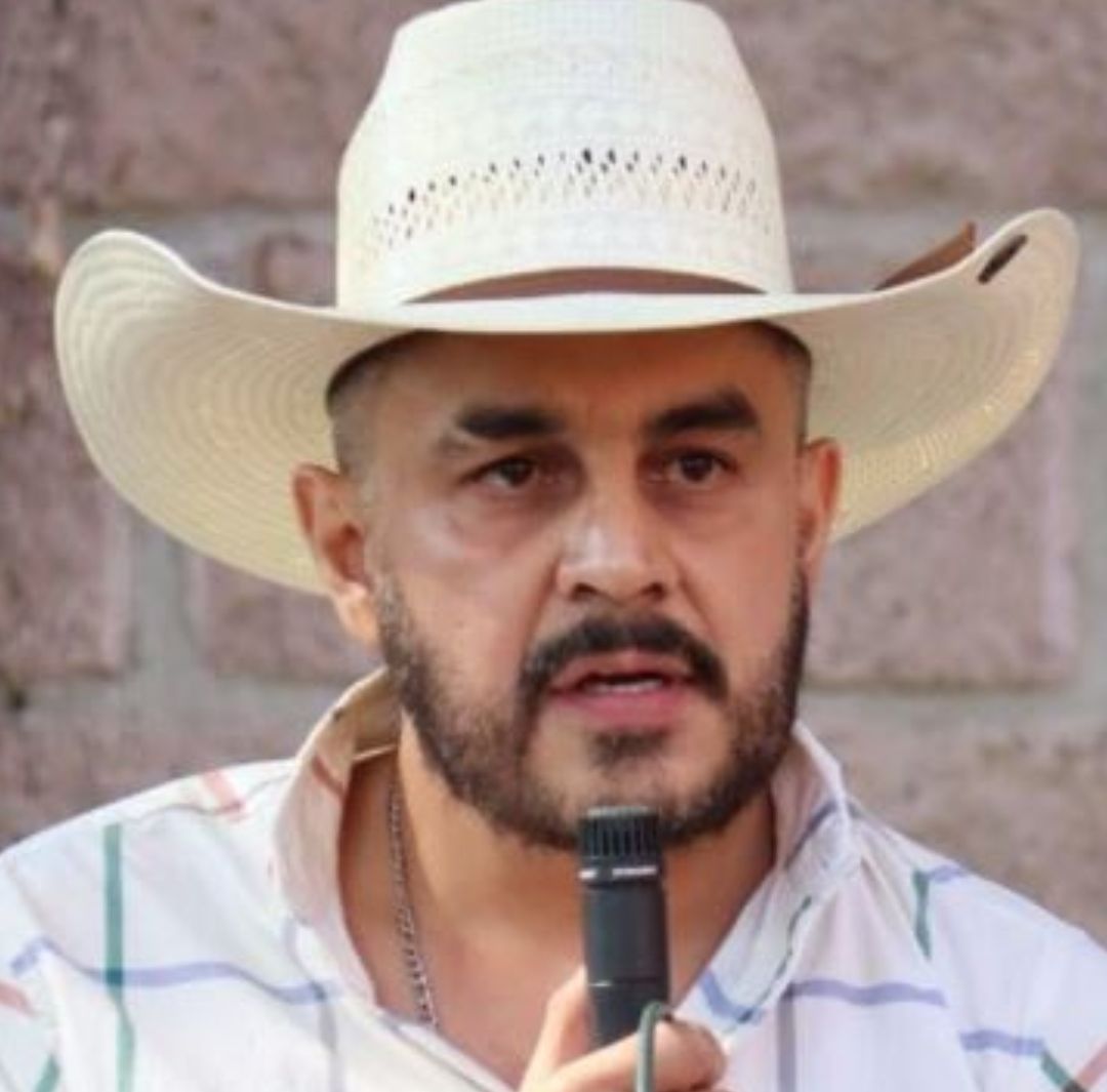 Alejandro Correa, Exalcalde de Zinapécuaro: Encuentran su Vehículo y Pertenencias en Hotel