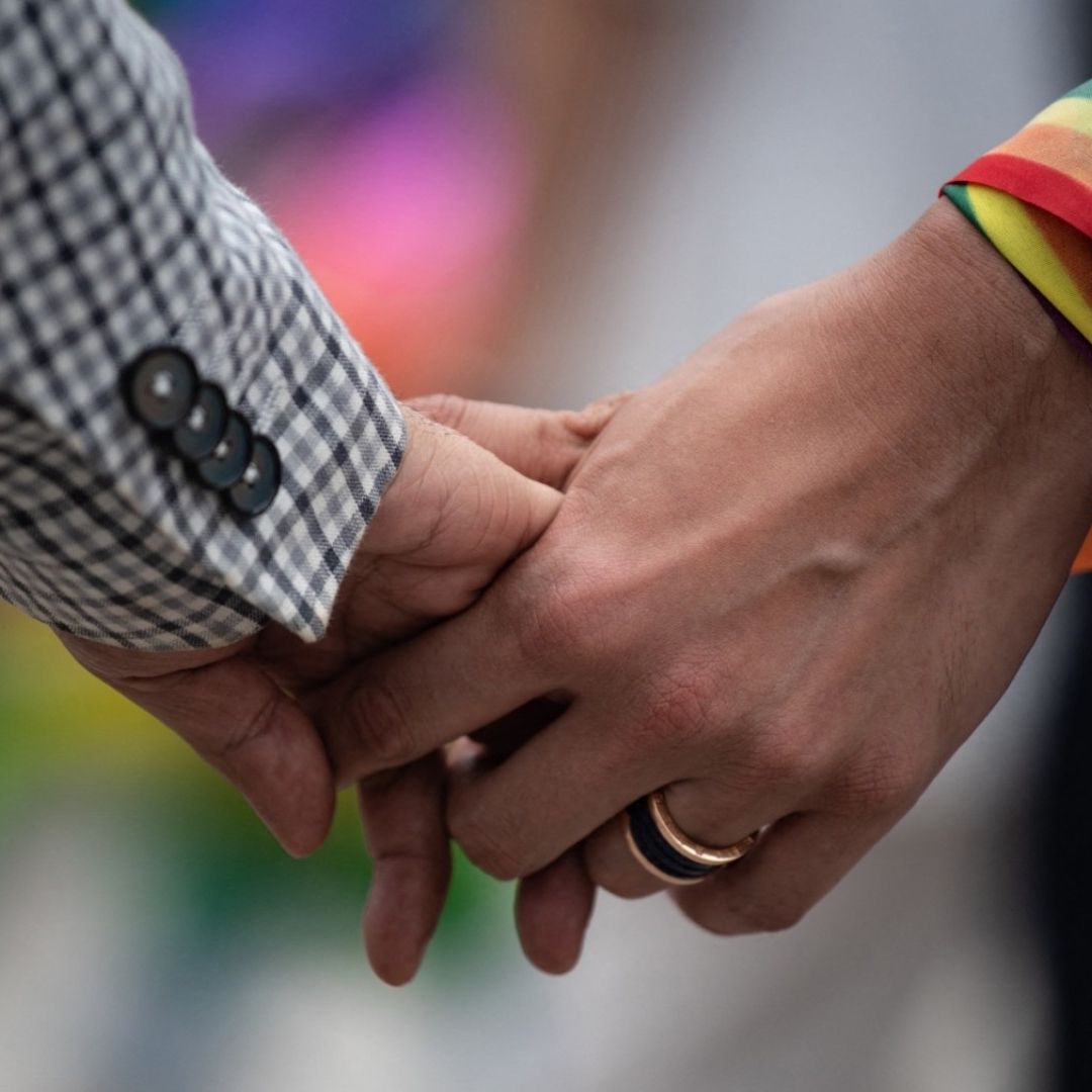 Autoridades de China Ordenan Eliminar Aplicaciones de Citas de Homosexuales.