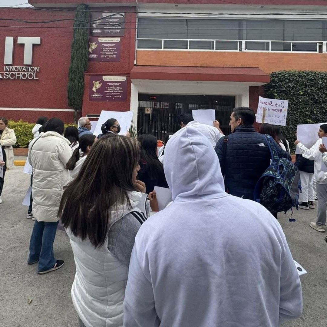 Mamá Irrumpe Salón de Clases y Agrede a Maestra en Cuautitlán Izcalli; Despiden a Docente