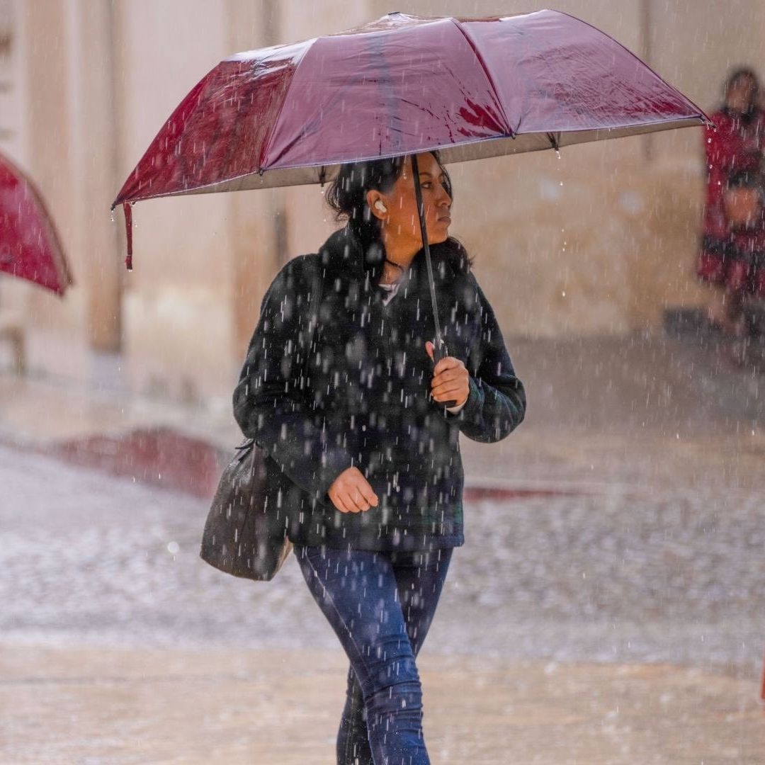 Lluvias torrenciales en tres estados por el frente frío 13