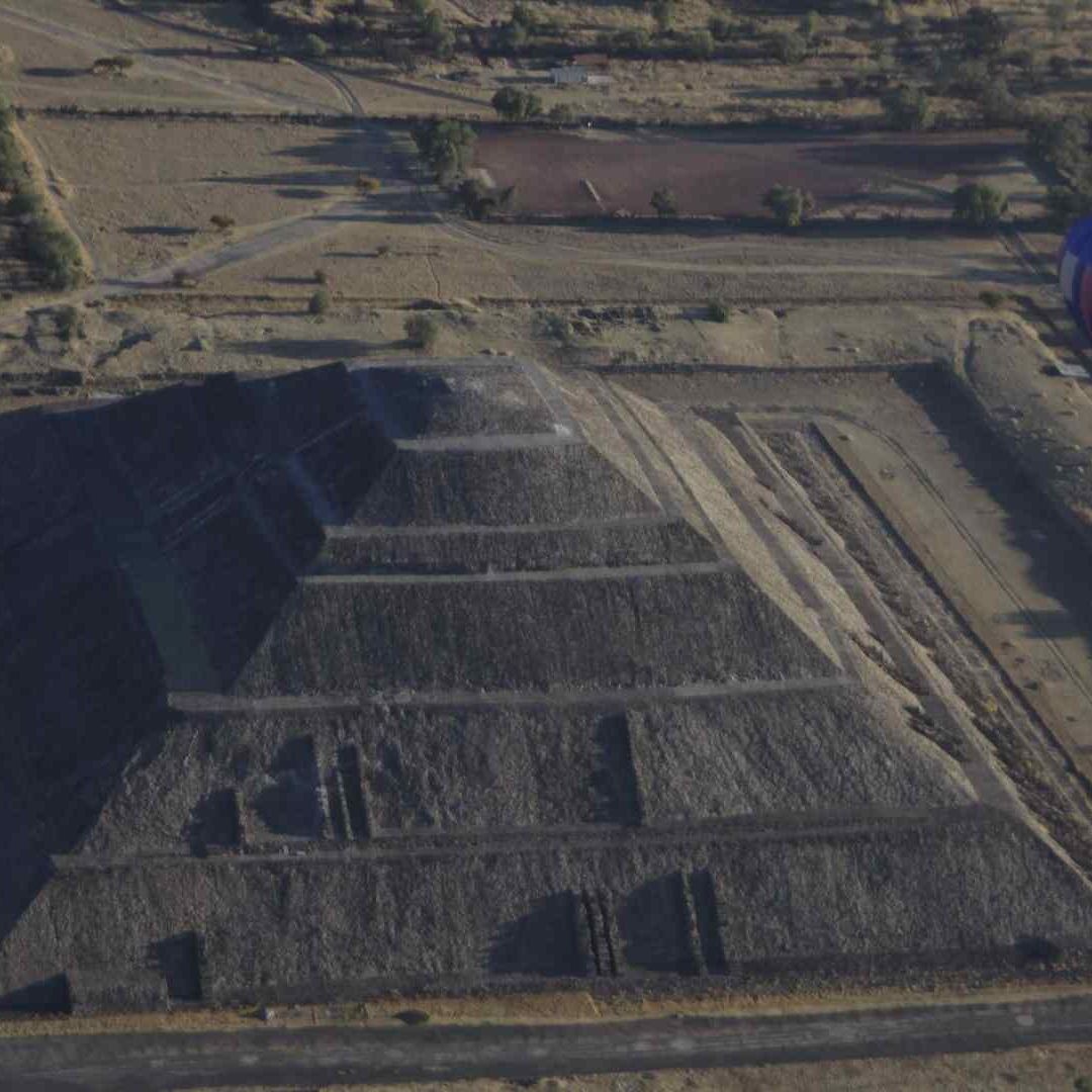 Aterrizaje de emergencia de un Globo Aerostático en Otumba, deja cuatro lesionados