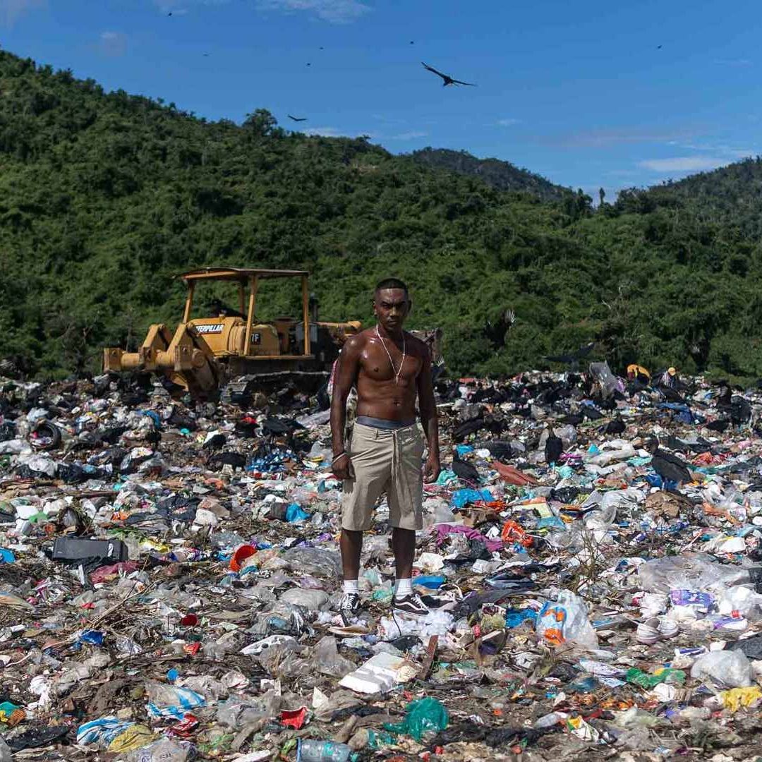 El Negro de la Basura: Rapear la Realidad en Acapulco