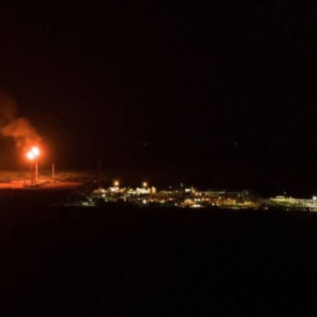 Reportan Explosión en Centro de Proceso y Transporte de Gas Atasta de Pemex, en Campeche