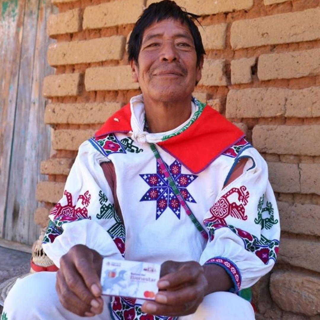 Hoy cae pago Bienestar de 6,450 pesos qué hombres y mujeres de 18 a 64 años cobran apoyo 7 de noviembre 2025
