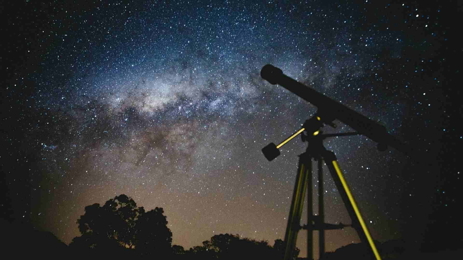 Así se Vió La Superluna o Luna del Castor este Cinco de Noviembre en el Puerto de Veracruz