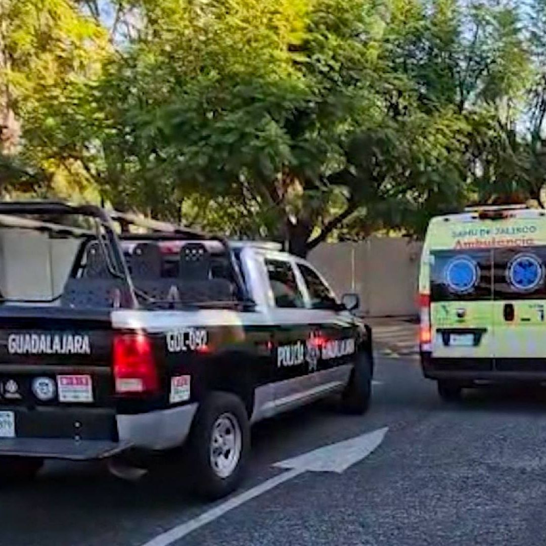 Un estudiante universitario fue atacado a balazos en Guadalajara