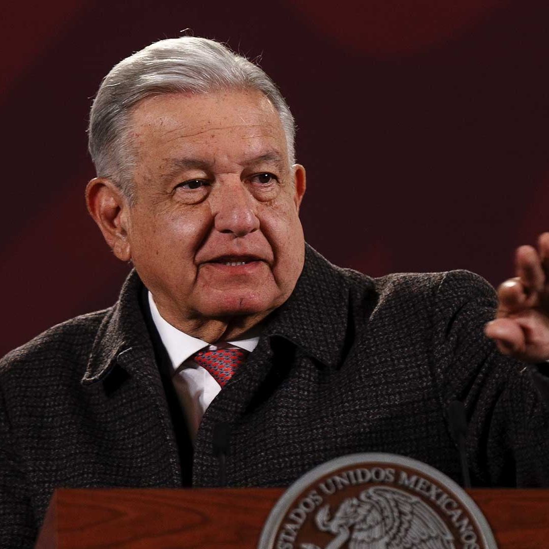 El presidente Andrés Manuel López Obrador presenta su mañanera desde Palacio Nacional