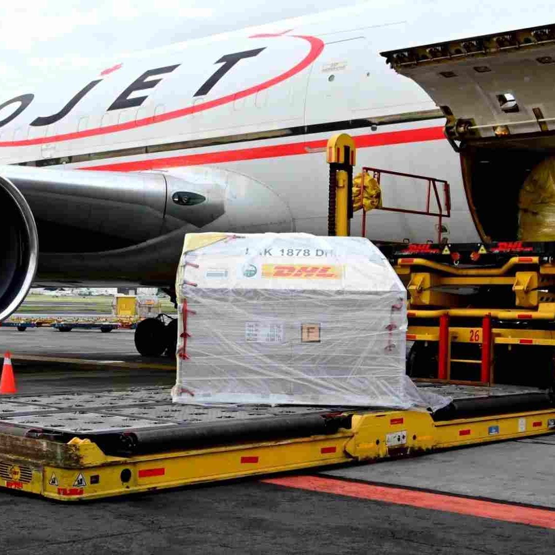 AMLO Va por Cierre del AICM al Transporte Aéreo de Carga