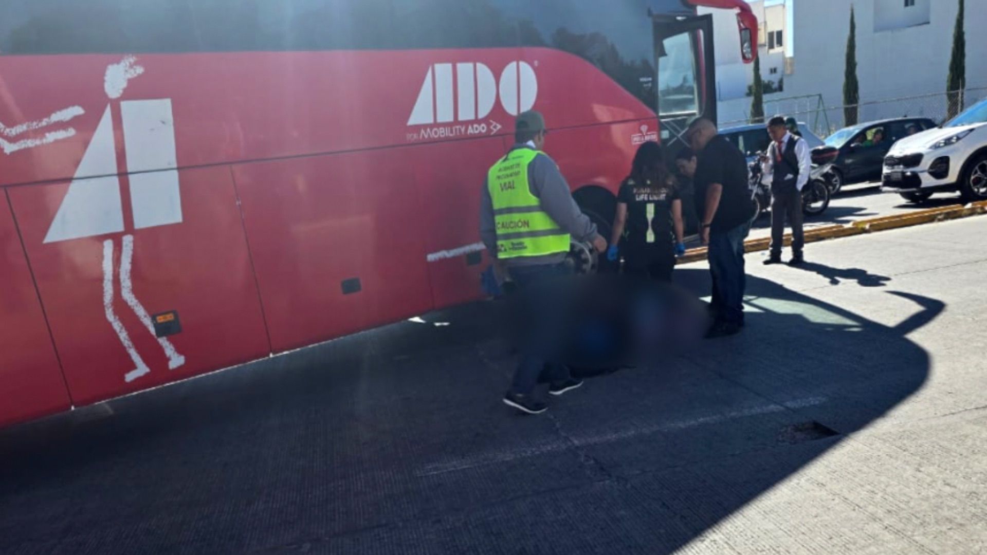 Madre y Bebé Atropelladas por Autobús de Pasajeros ADO en Bulevar Carmelitas y Paseo Destino Puebla
