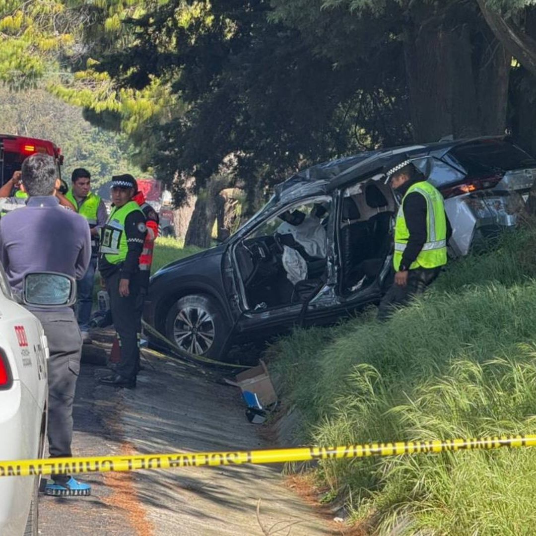 Muere familia en fatal accidente en la Autopista México-Cuernavaca