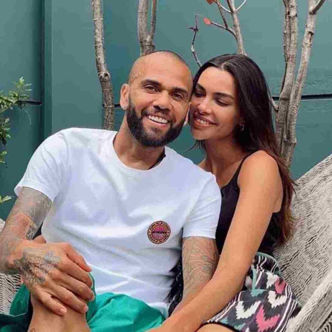 Dani Alves y Joana Sanz
